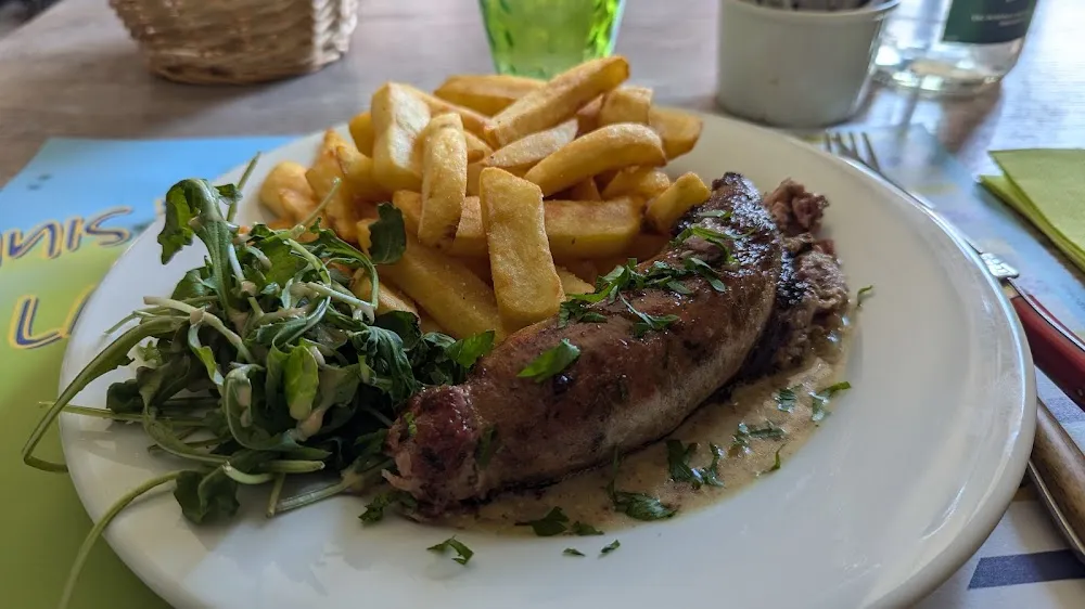 Andouillette Frites Salade
